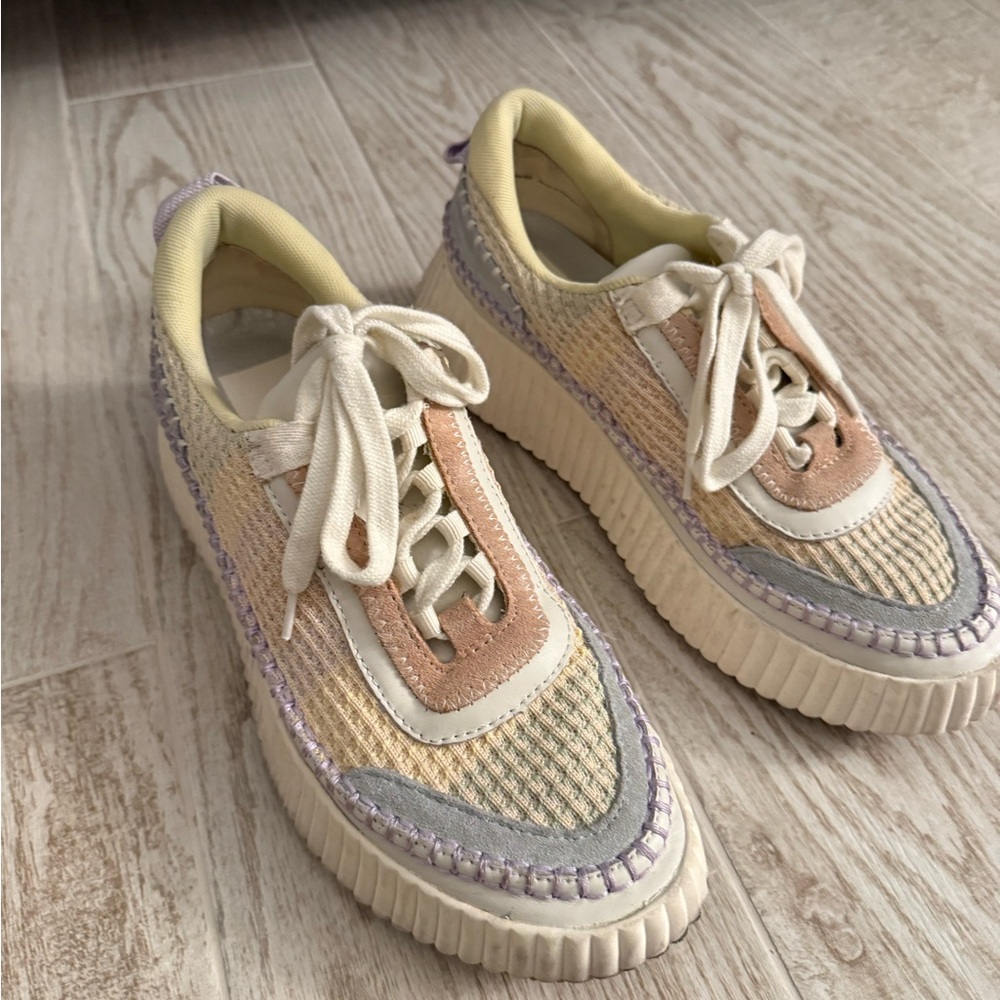 Dolce Vita Dolen women’s sneakers